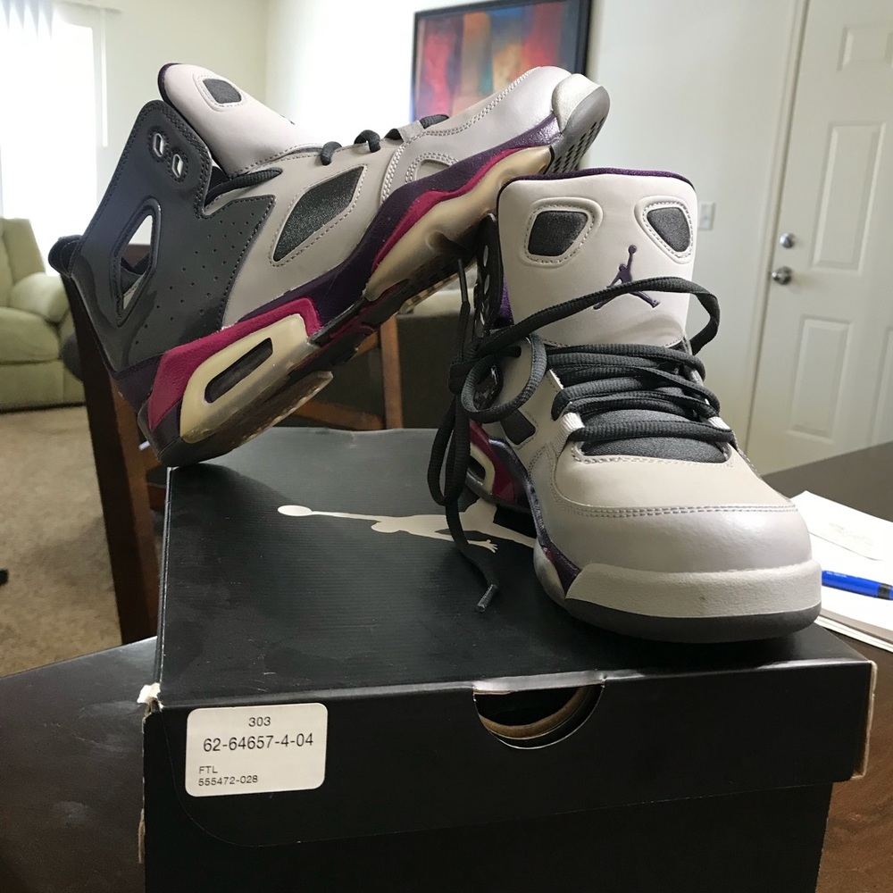 Air jordan FLGHTCLB size 7Y New
